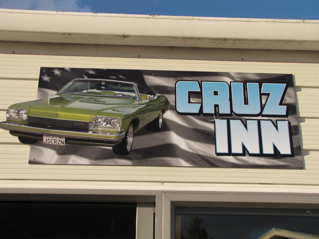 Cruz Inn Featherston Extérieur photo
